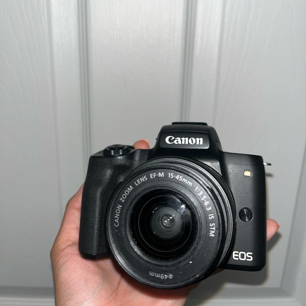Canon EOS M50 Camera (WILLING TO TRADE FOR G7X)